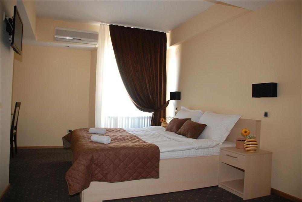 Hotel Srbija Βρσατς Εξωτερικό φωτογραφία