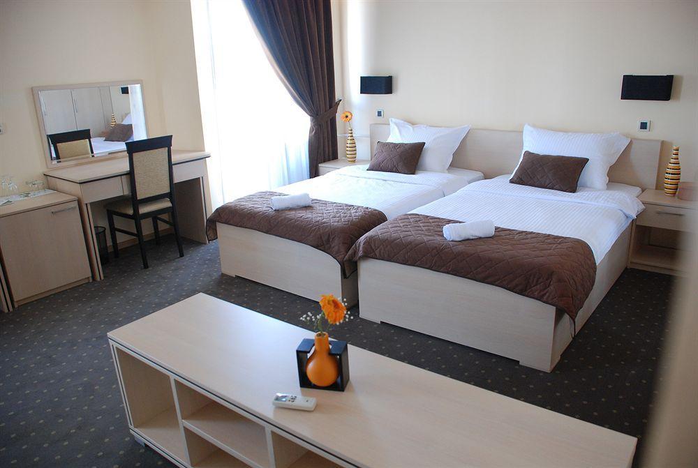 Hotel Srbija Βρσατς Εξωτερικό φωτογραφία