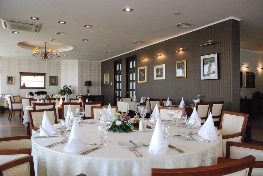 Hotel Srbija Βρσατς Εξωτερικό φωτογραφία