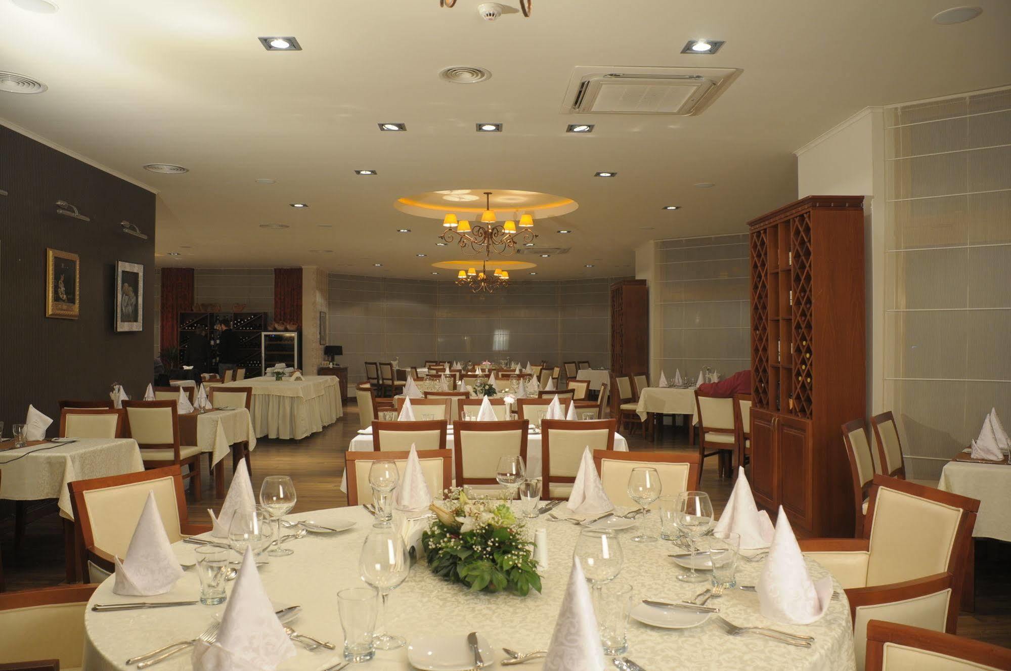 Hotel Srbija Βρσατς Εξωτερικό φωτογραφία