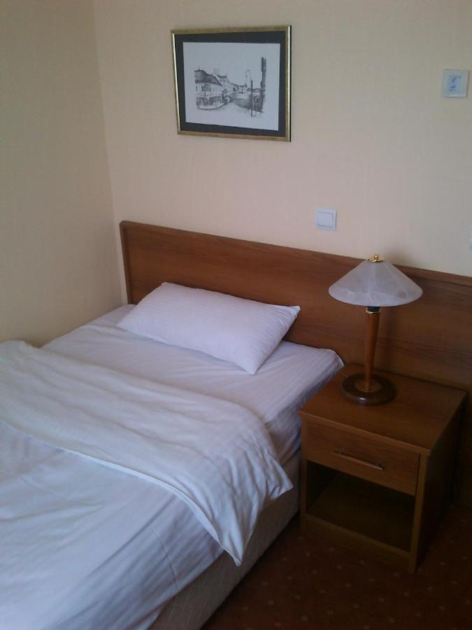 Hotel Srbija Βρσατς Εξωτερικό φωτογραφία
