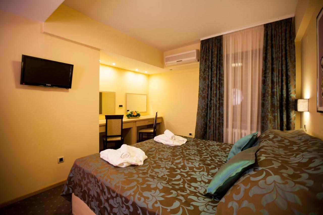 Hotel Srbija Βρσατς Εξωτερικό φωτογραφία